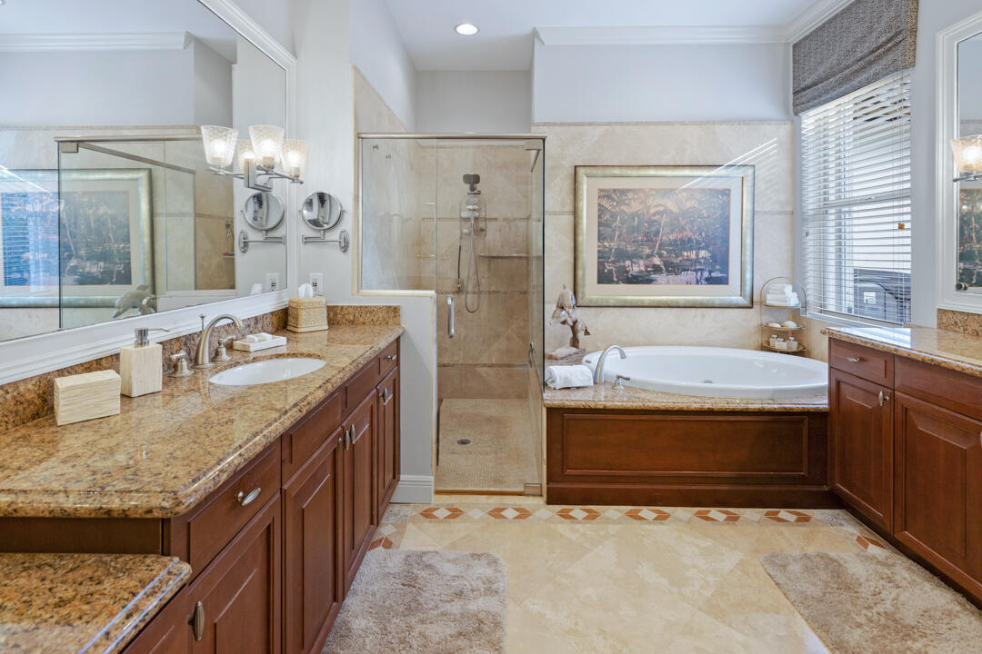 PALM COVE GOLF & YACHT CLUB - Residential