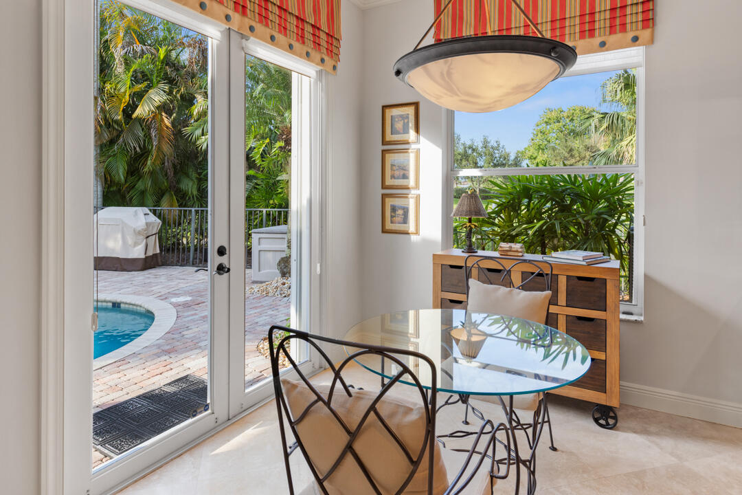 PALM COVE GOLF & YACHT CLUB - Residential