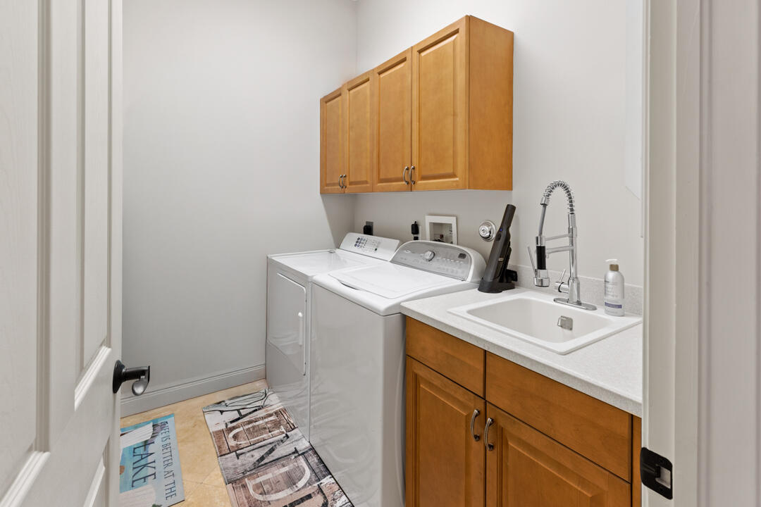 PALM COVE GOLF & YACHT CLUB - Residential