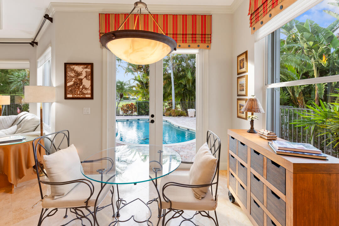 PALM COVE GOLF & YACHT CLUB - Residential