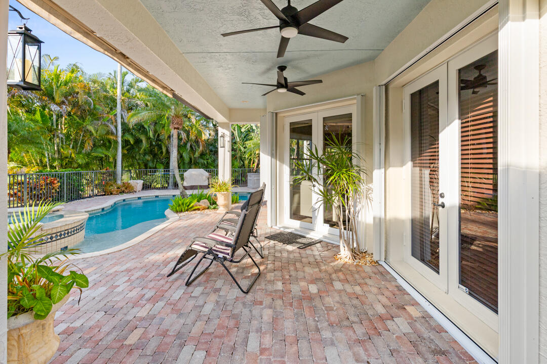 PALM COVE GOLF & YACHT CLUB - Residential