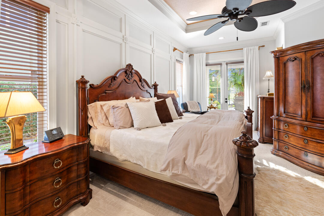 PALM COVE GOLF & YACHT CLUB - Residential