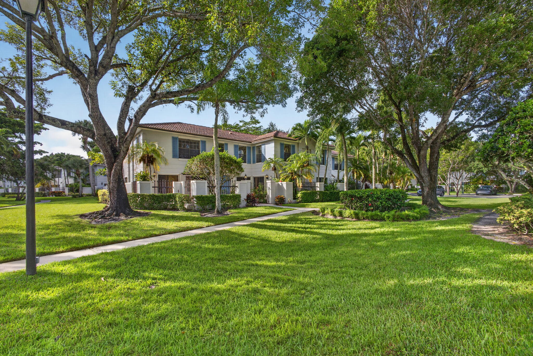 350 PRESTWICK Circle 2