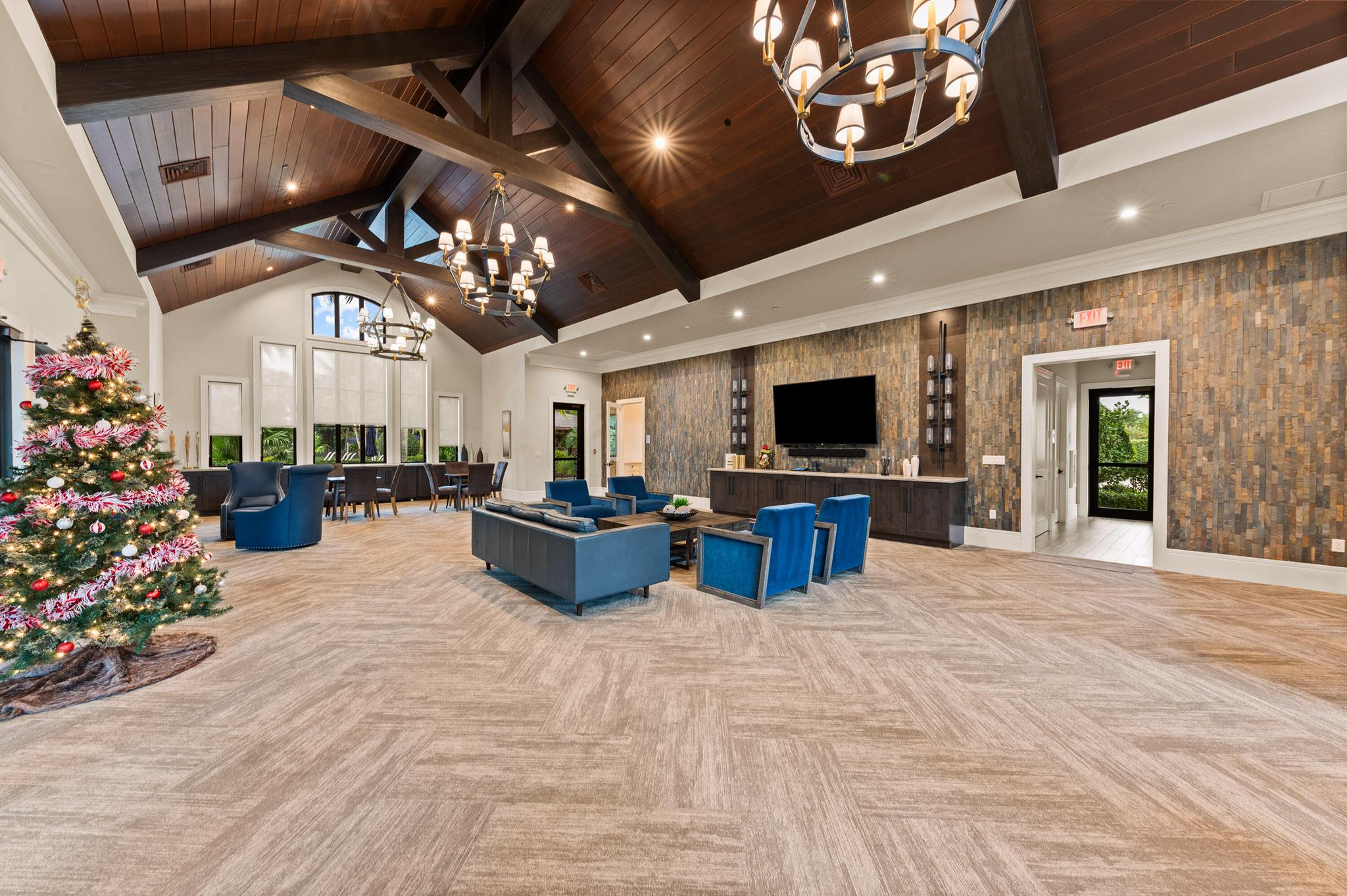 PALM MEADOWS ESTATES - Residential