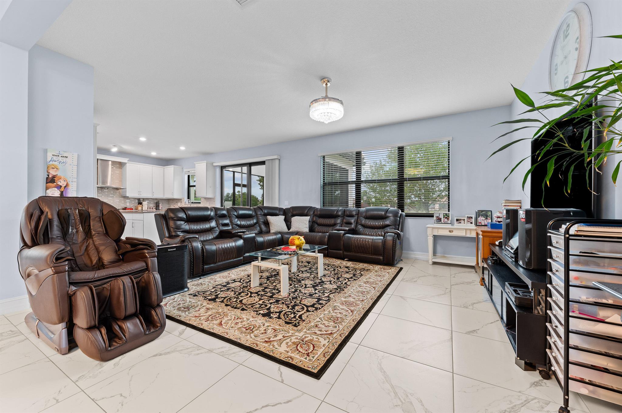 PALM MEADOWS ESTATES - Residential