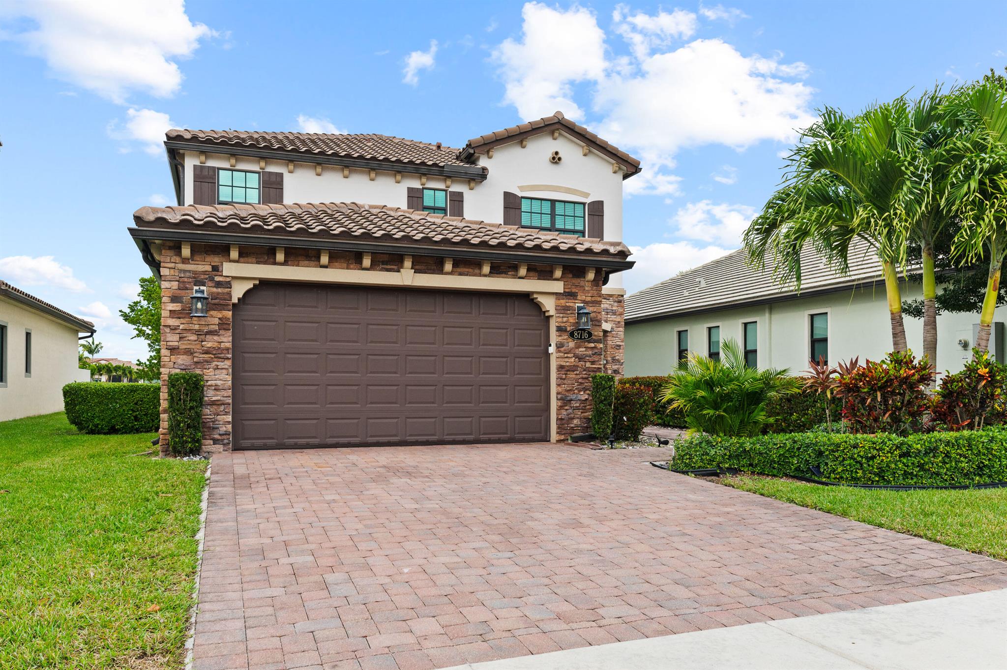 PALM MEADOWS ESTATES - Residential