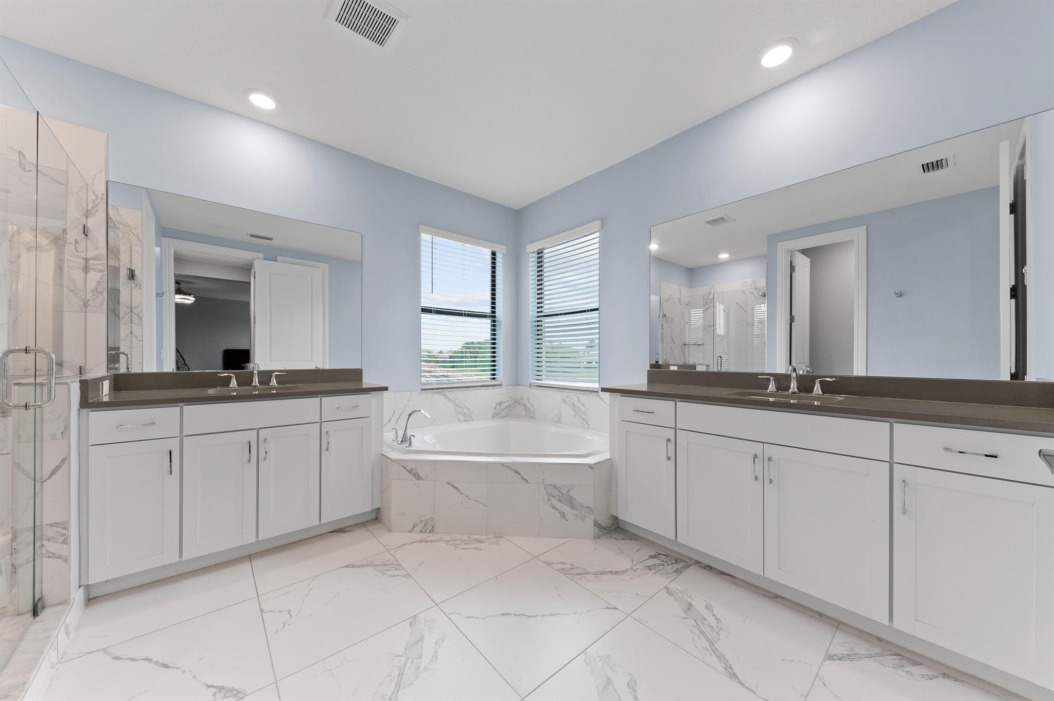 PALM MEADOWS ESTATES - Residential