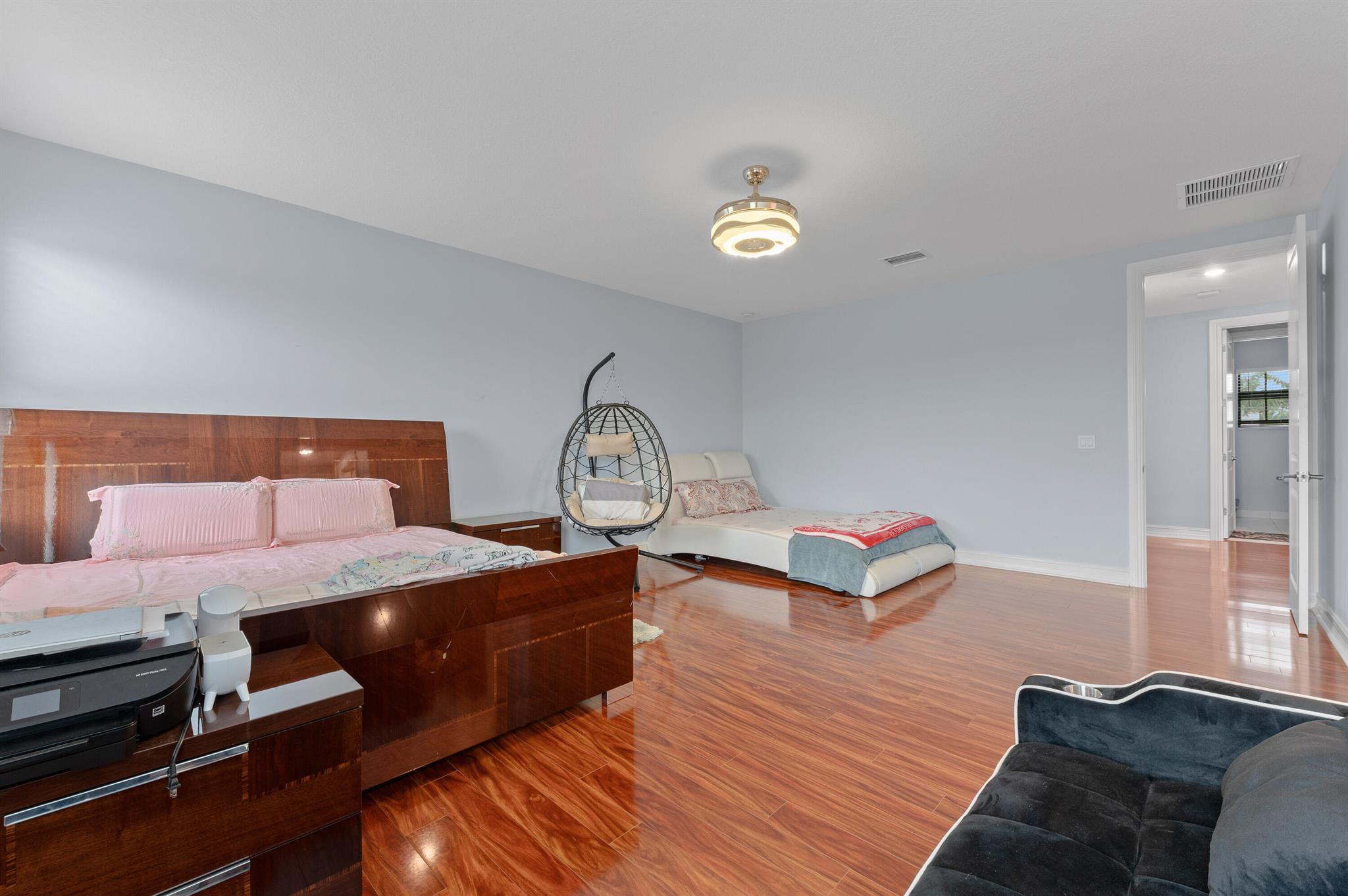 PALM MEADOWS ESTATES - Residential