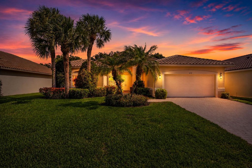 Photo of 6721 Arno Way, Boynton Beach, FL 33472 (MLS # B26031479)