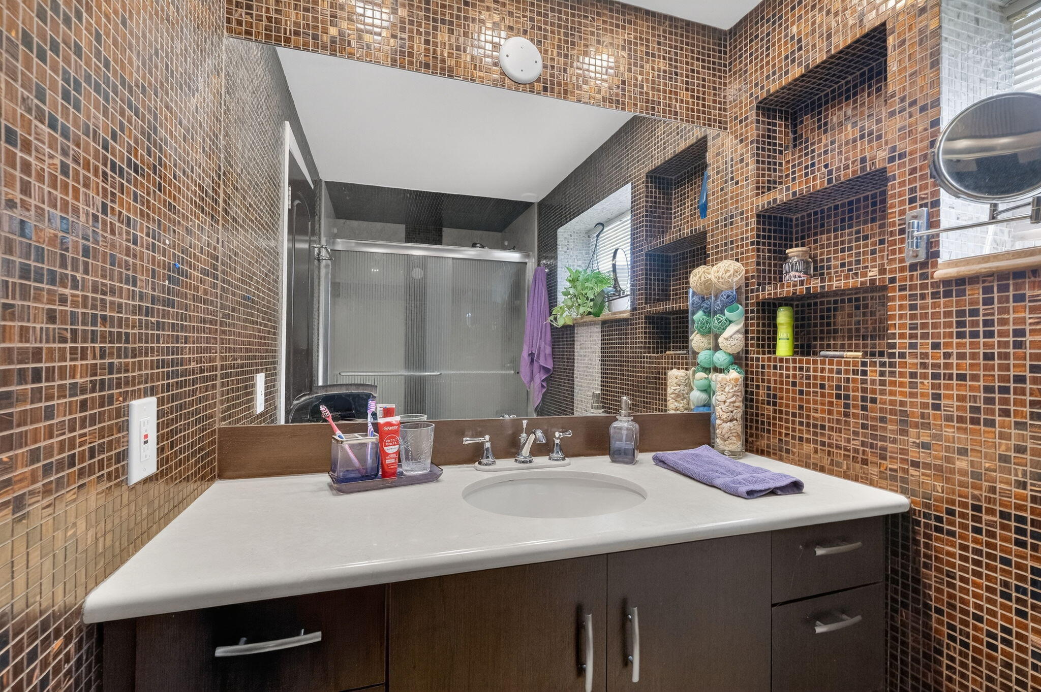 TOWNHOUSES OF VENETIAN PARK - Residential