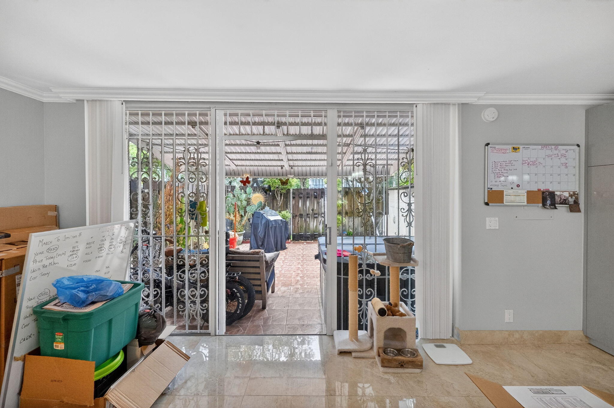 TOWNHOUSES OF VENETIAN PARK - Residential