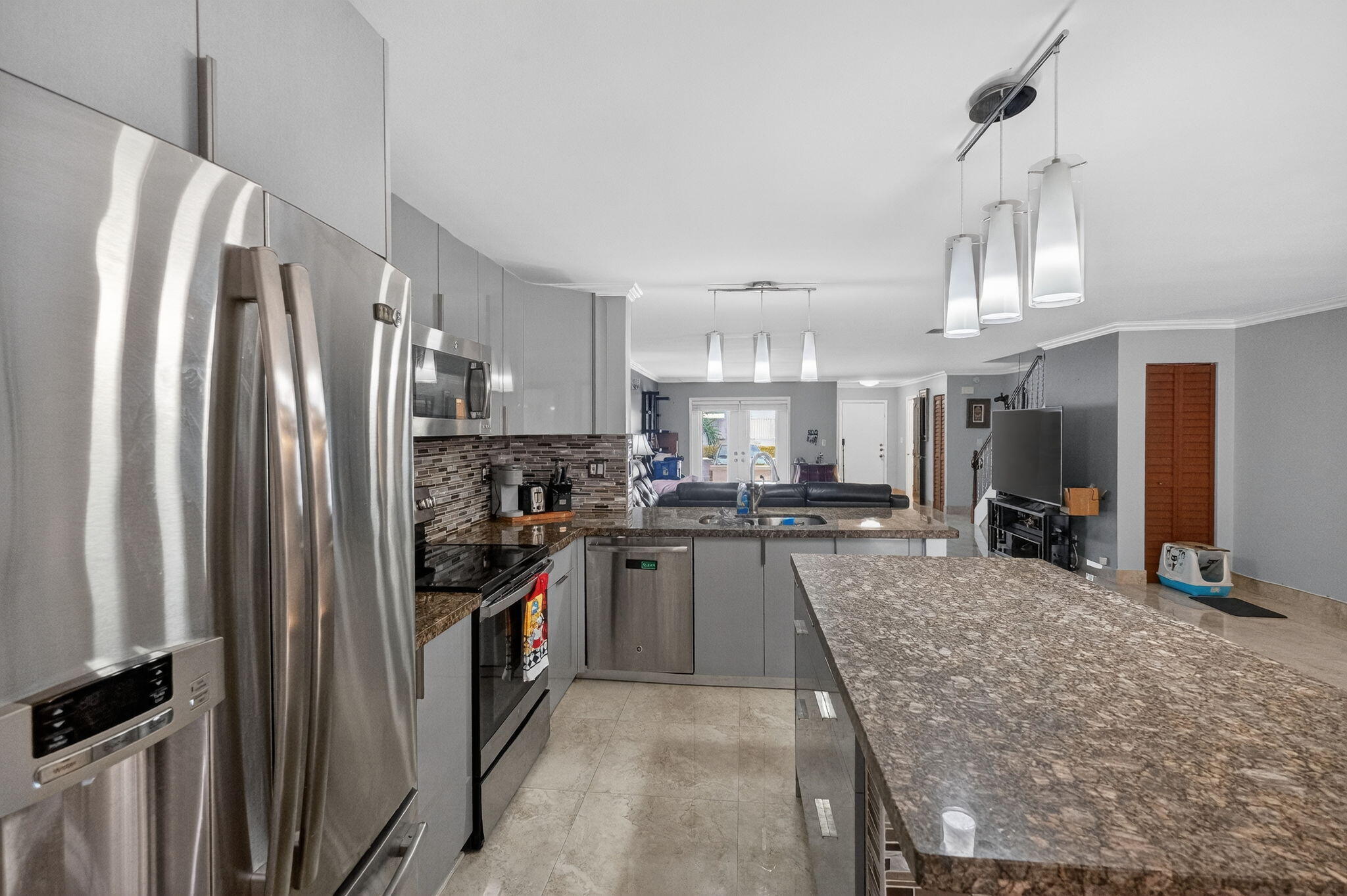 TOWNHOUSES OF VENETIAN PARK - Residential