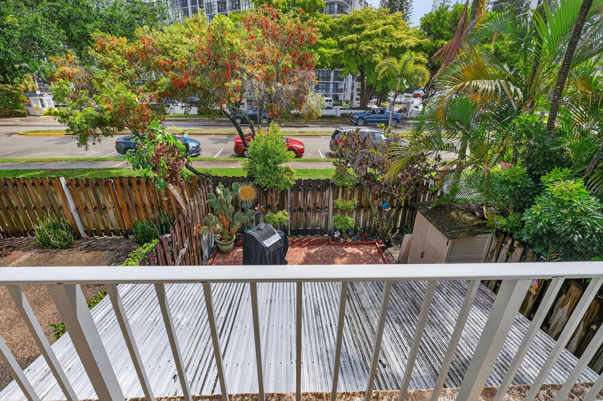 TOWNHOUSES OF VENETIAN PARK - Residential