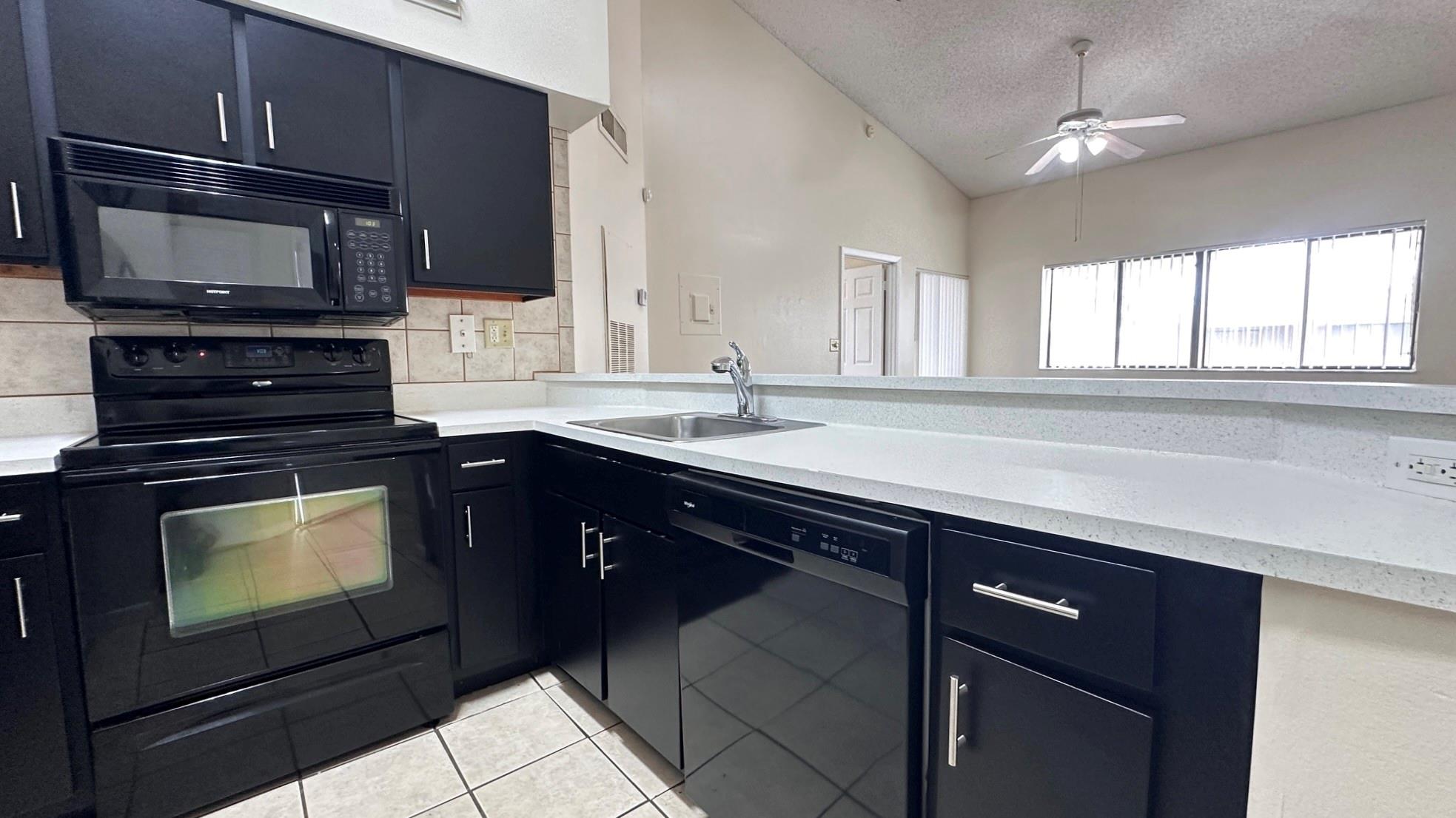 MARINA OAKS CONDO - Residential