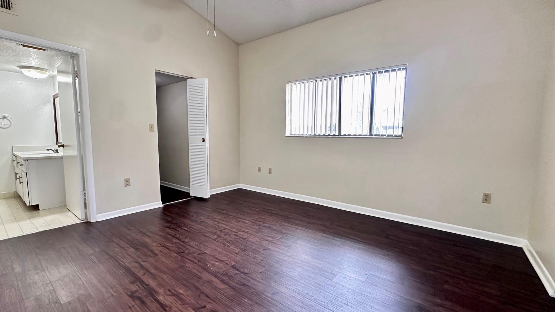 MARINA OAKS CONDO - Residential