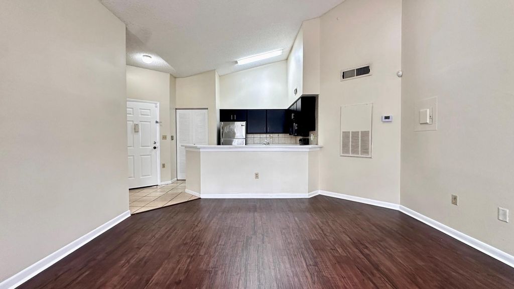 Photo of 2550 SW 18th Ter #2118, Fort Lauderdale, FL 33315 (MLS # F10541020)