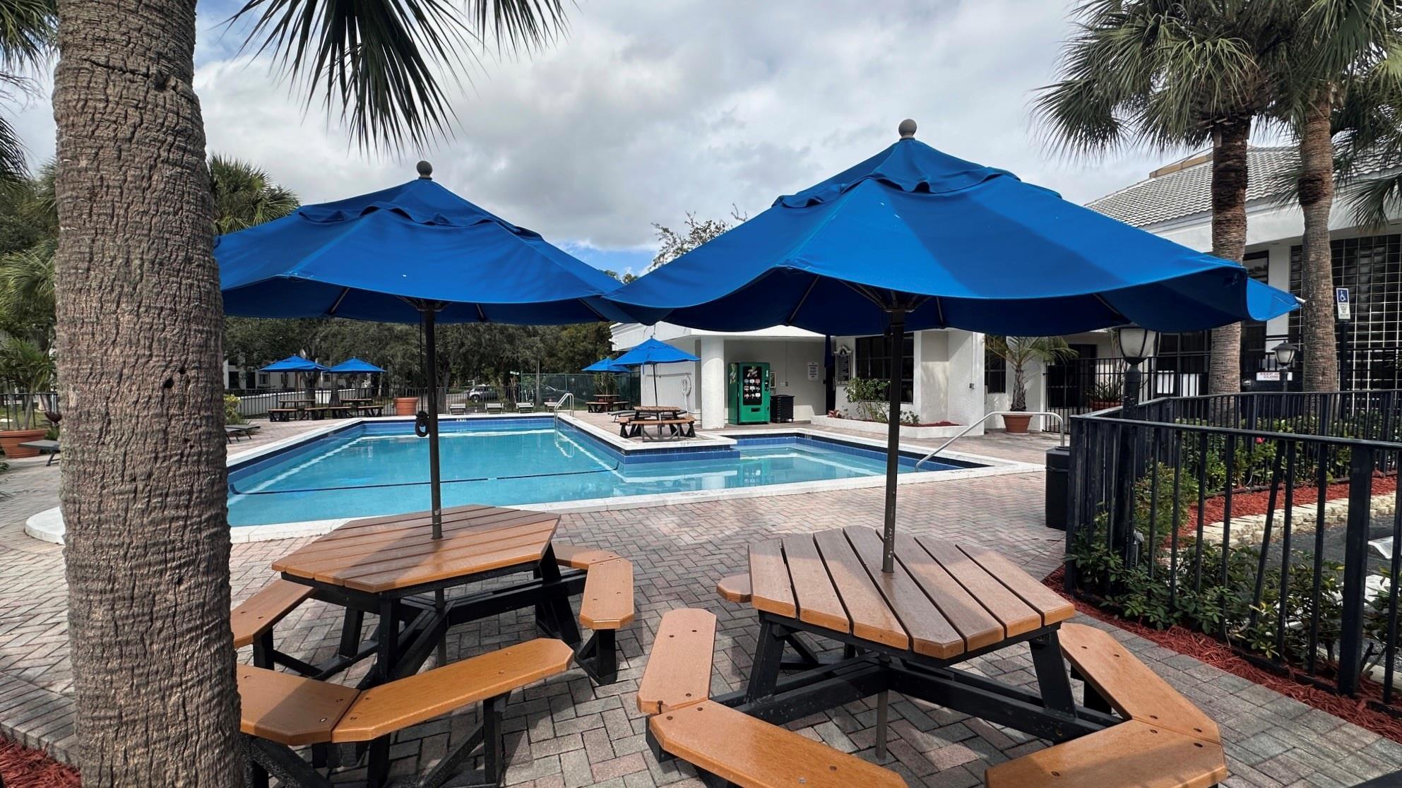 MARINA OAKS CONDO - Residential