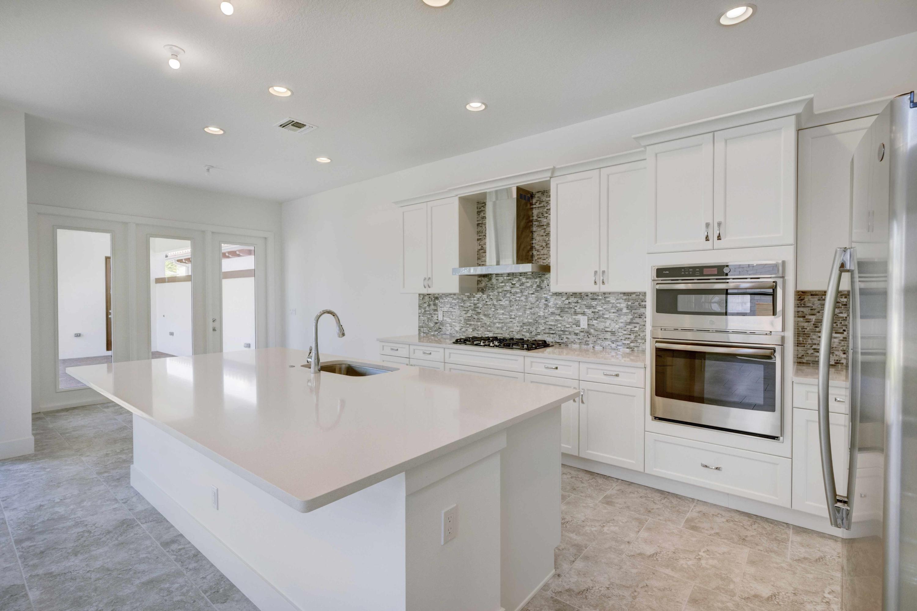 ALTON NEIGHBORHOOD - Residential Lease