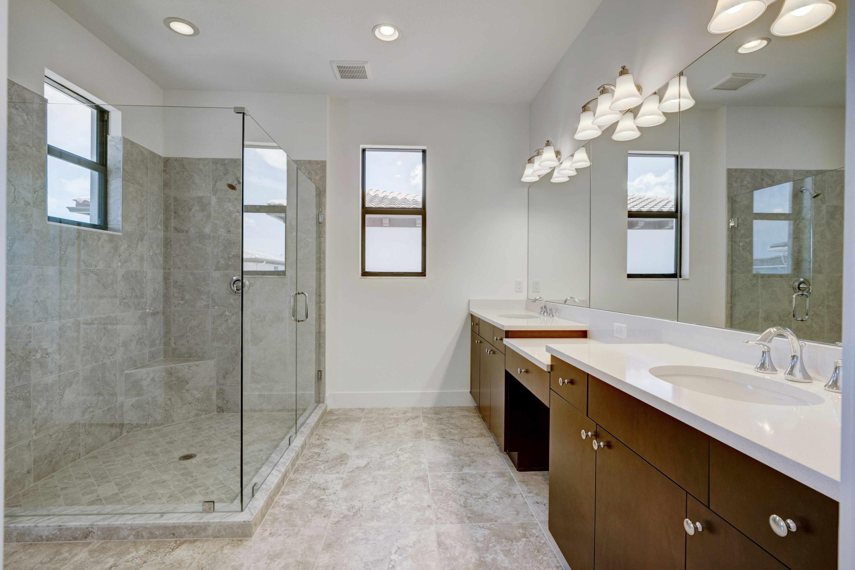 ALTON NEIGHBORHOOD - Residential Lease