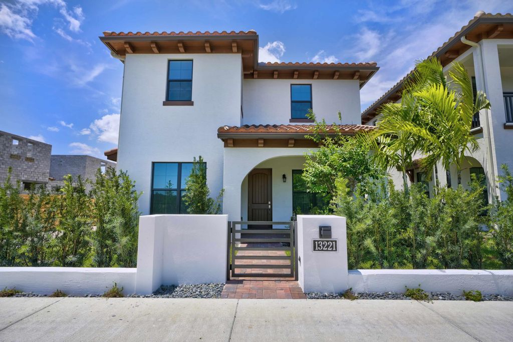 Photo of 13221 Alton Road, Palm Beach Gardens, FL 33418 (MLS # B26005334)