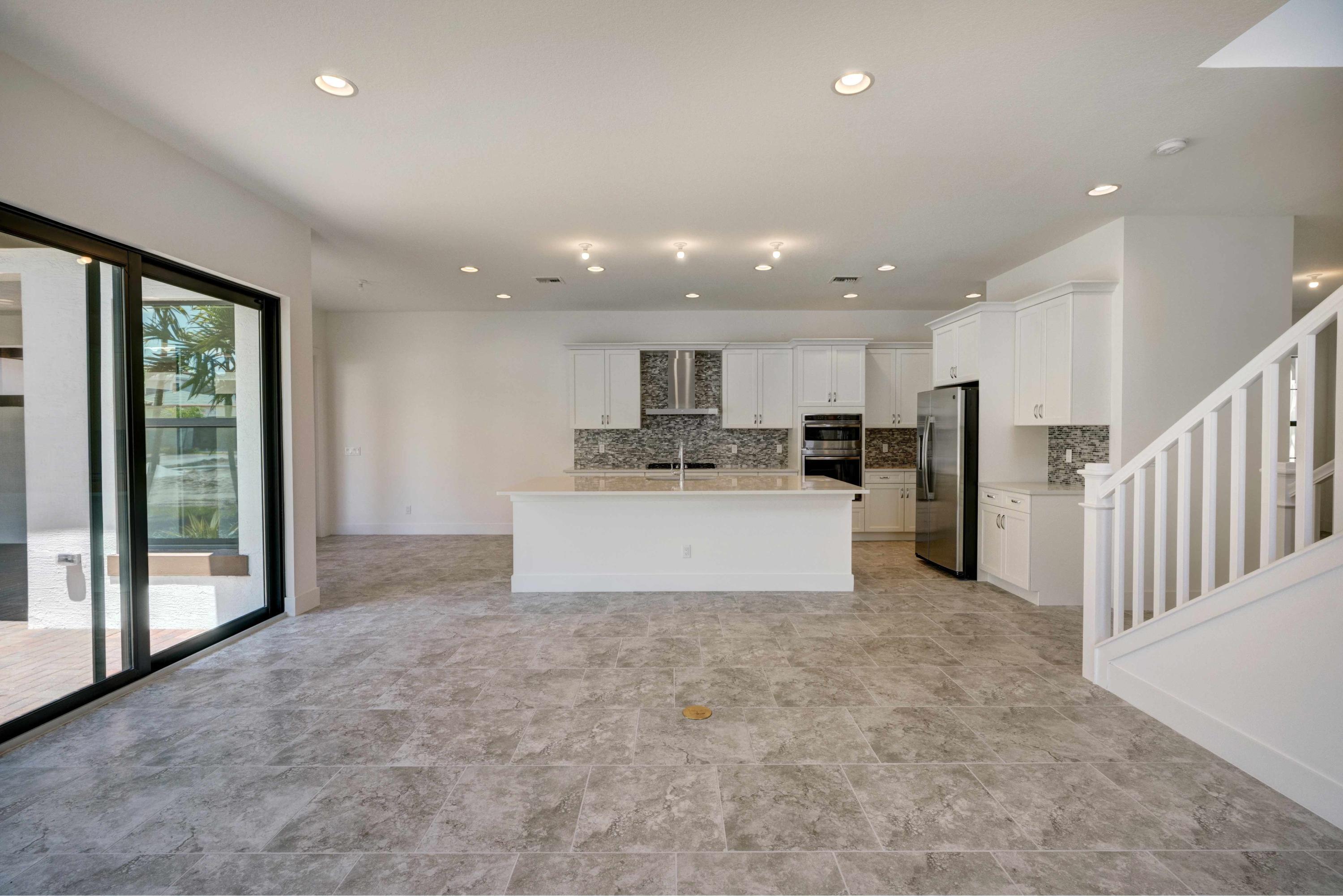 ALTON NEIGHBORHOOD - Residential Lease