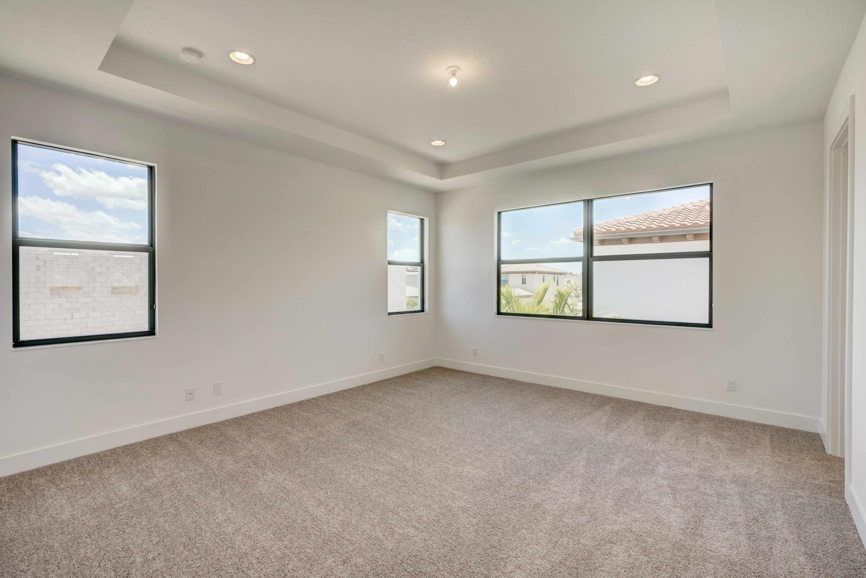 ALTON NEIGHBORHOOD - Residential Lease