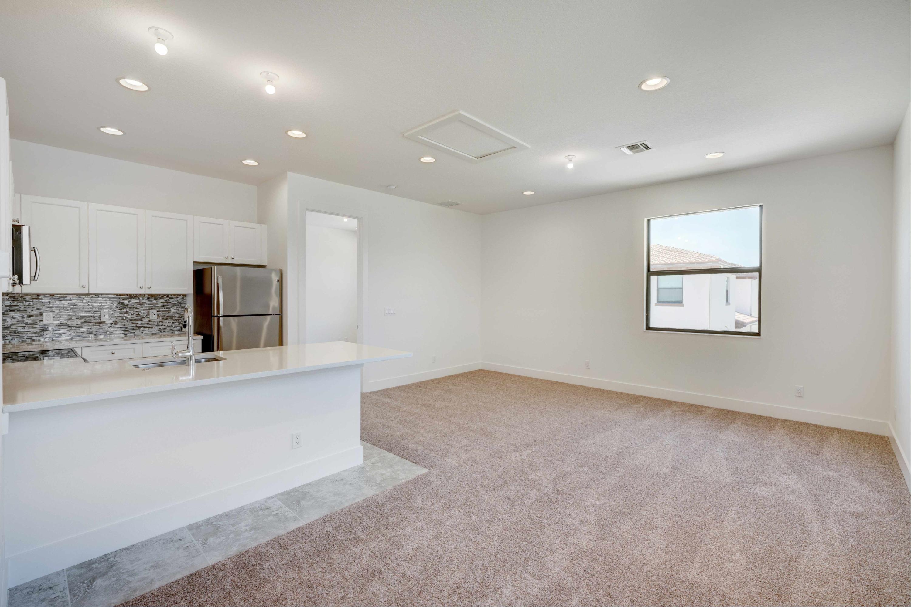 ALTON NEIGHBORHOOD - Residential Lease