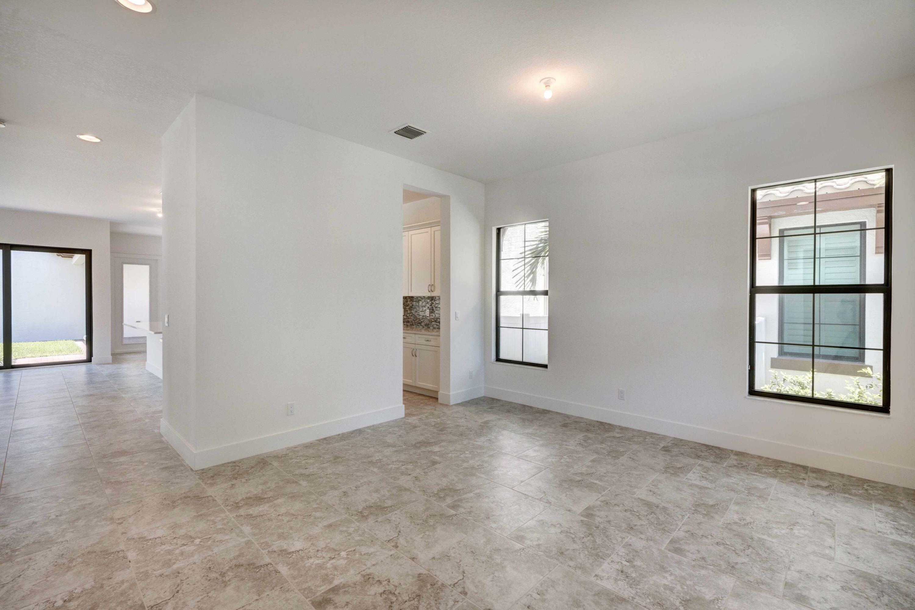 ALTON NEIGHBORHOOD - Residential Lease