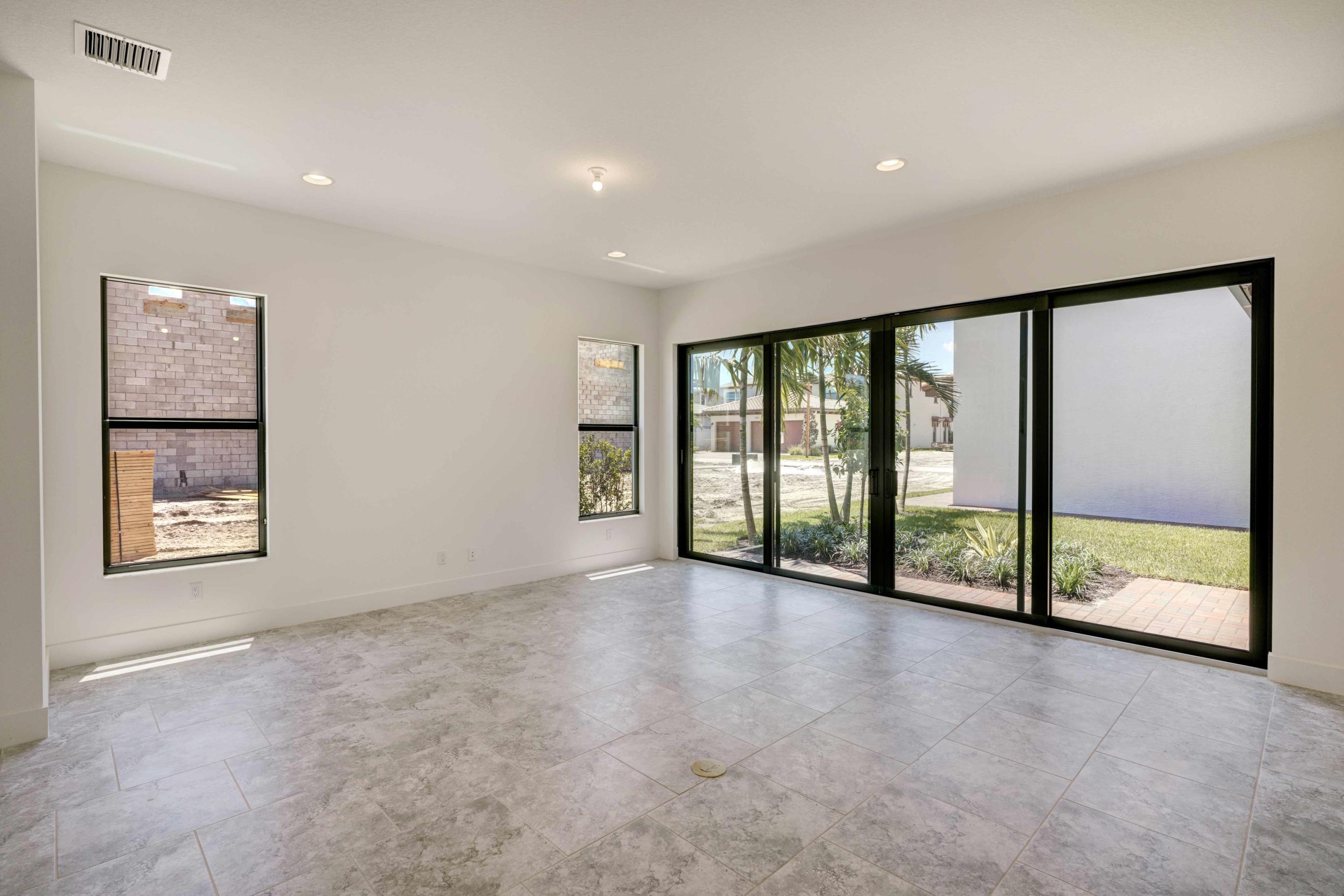 ALTON NEIGHBORHOOD - Residential Lease