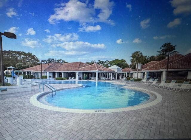 503 Landings Boulevard