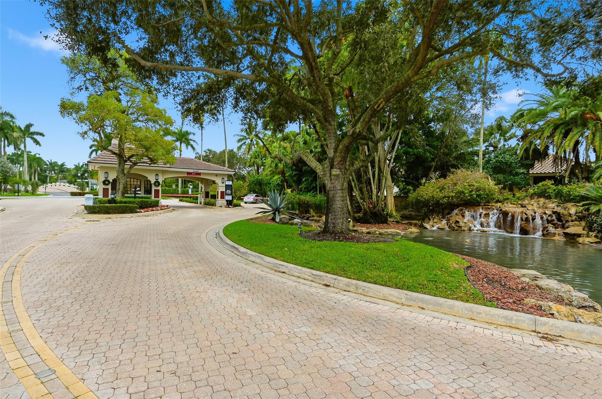 The Isles 145-36 B - Residential