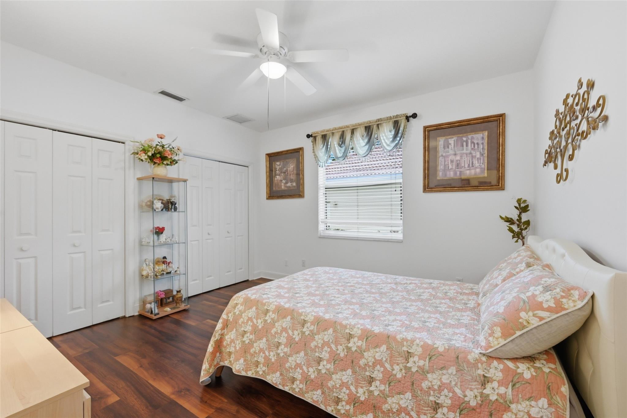 The Isles 145-36 B - Residential