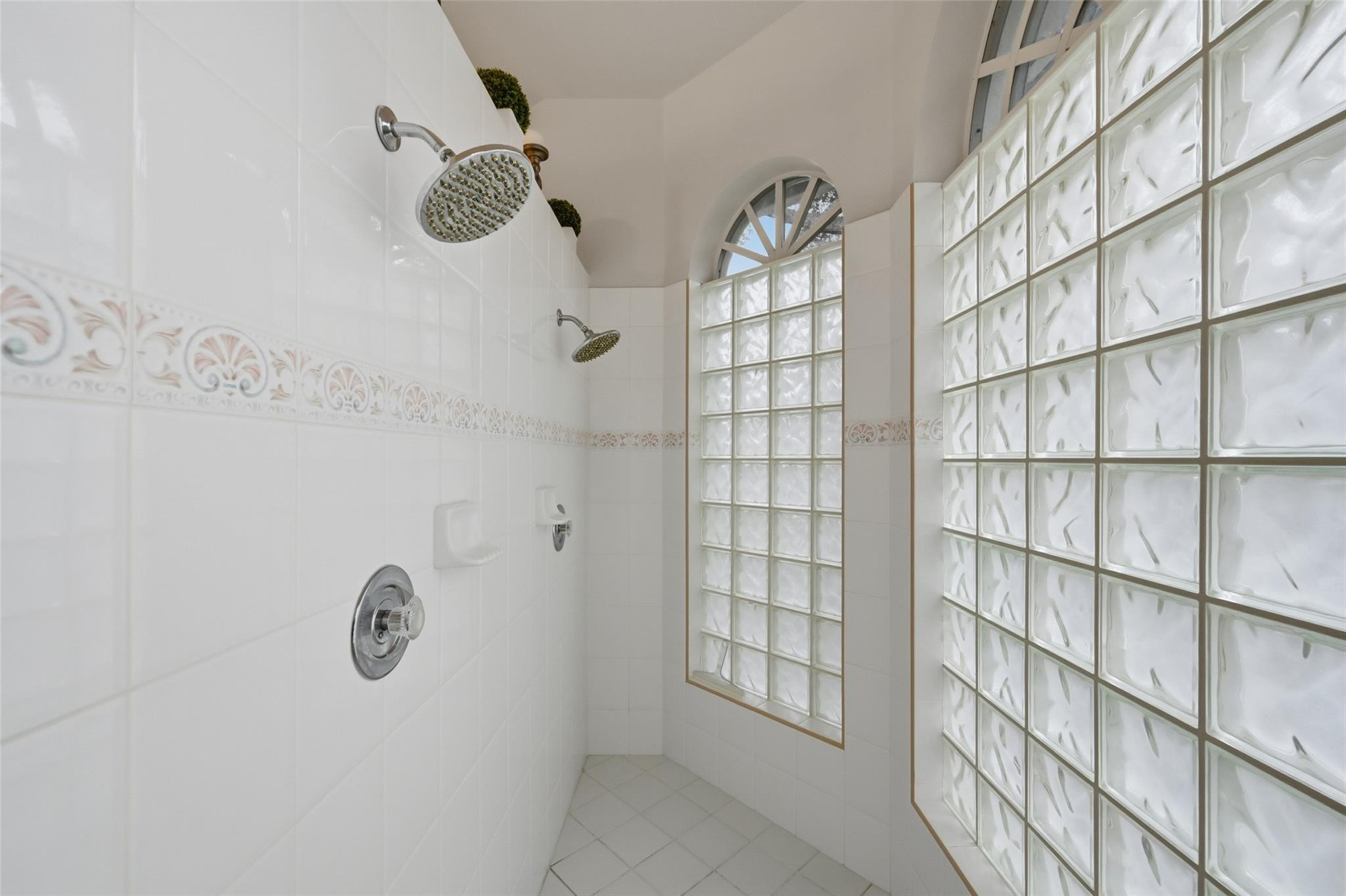 The Isles 145-36 B - Residential