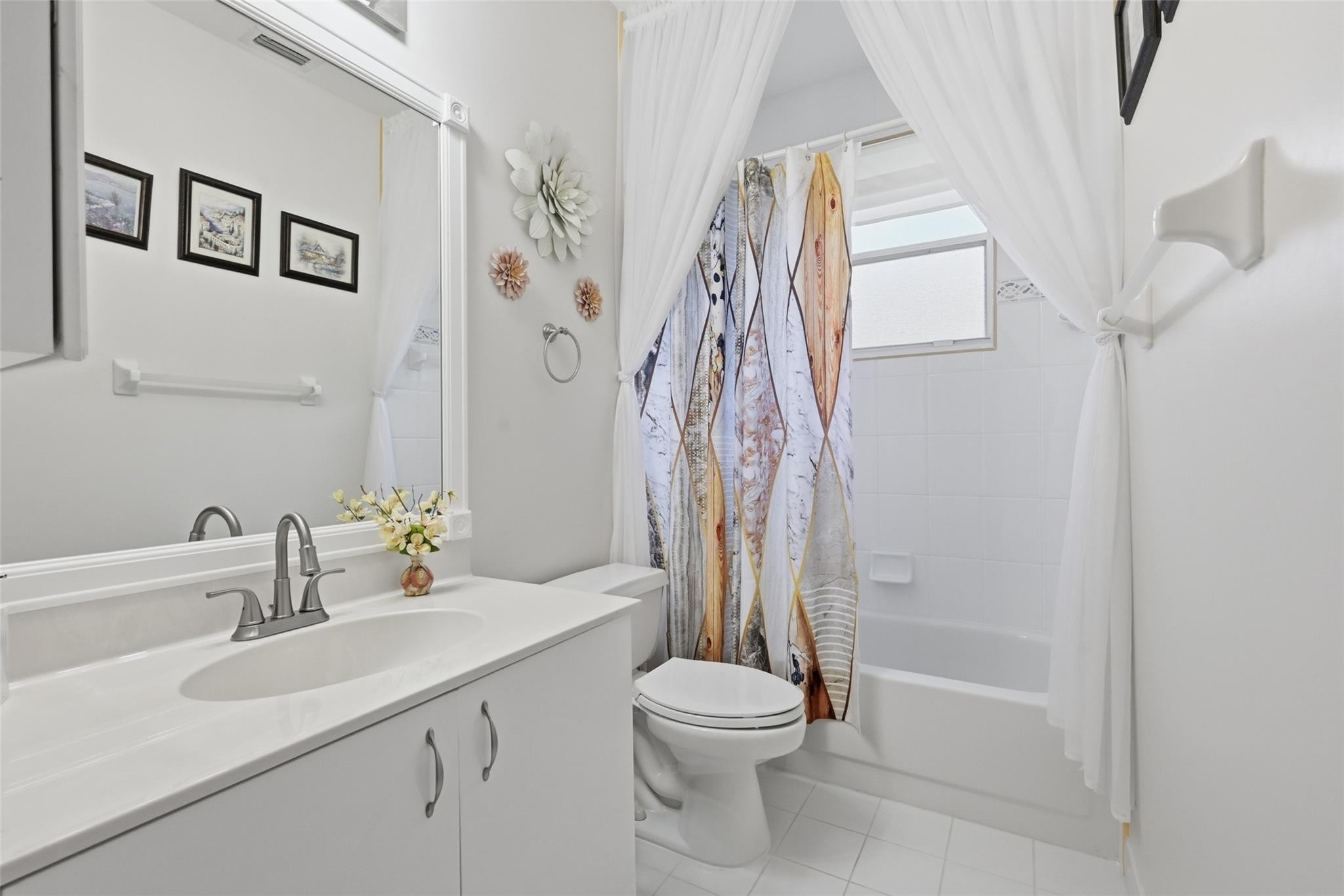 The Isles 145-36 B - Residential