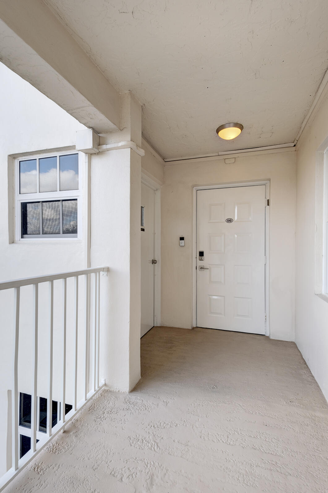 NO 113 PALM-AIRE COUNTRY CLUB - Residential