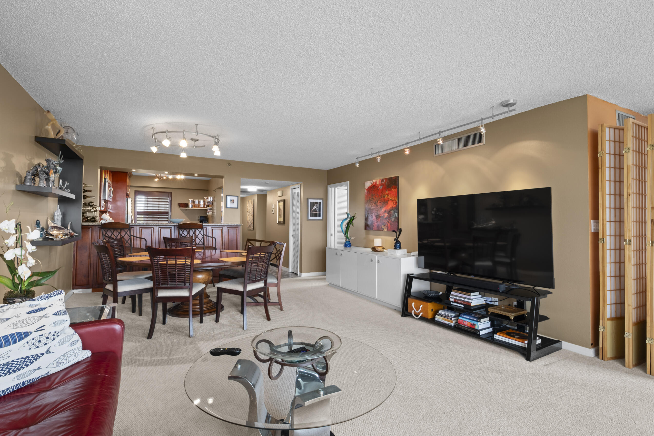 NO 113 PALM-AIRE COUNTRY CLUB - Residential