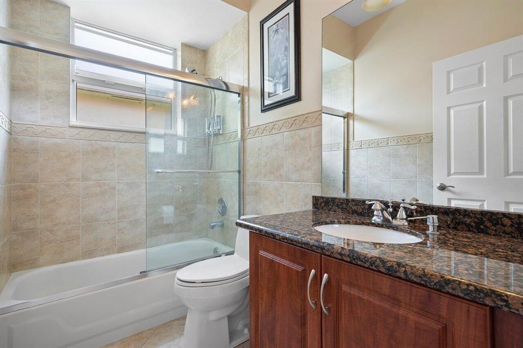 Military Trail to Pipers Glen Blvd - W to Starligh - Residential