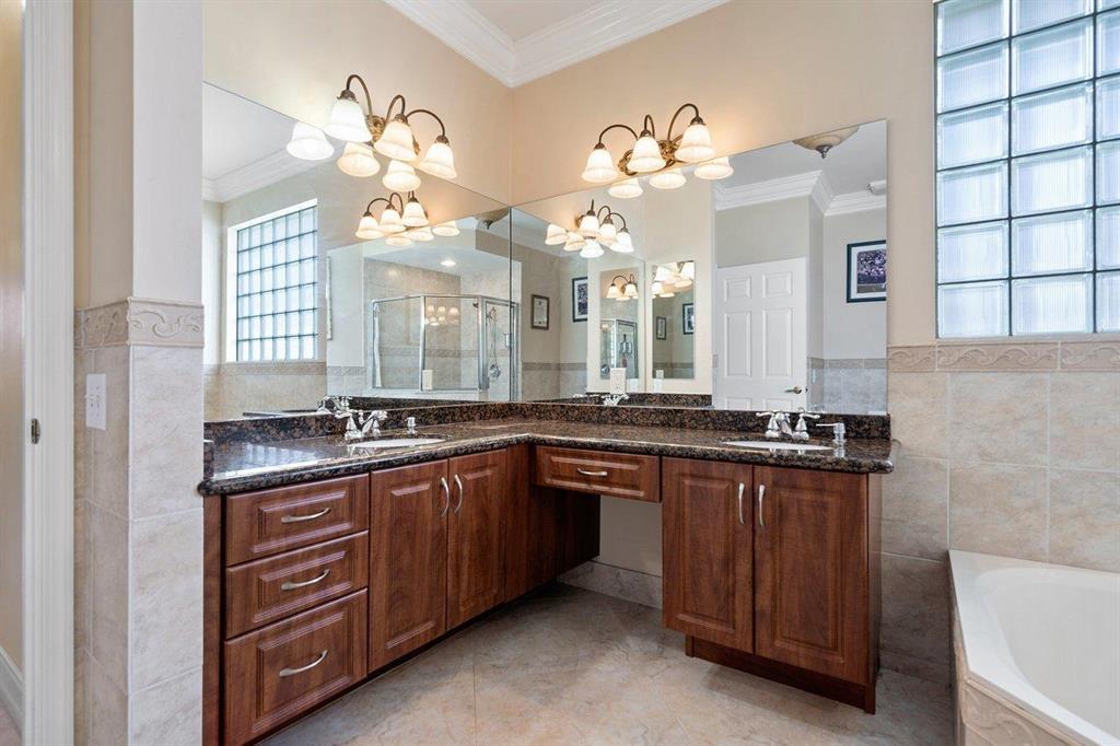 Military Trail to Pipers Glen Blvd - W to Starligh - Residential