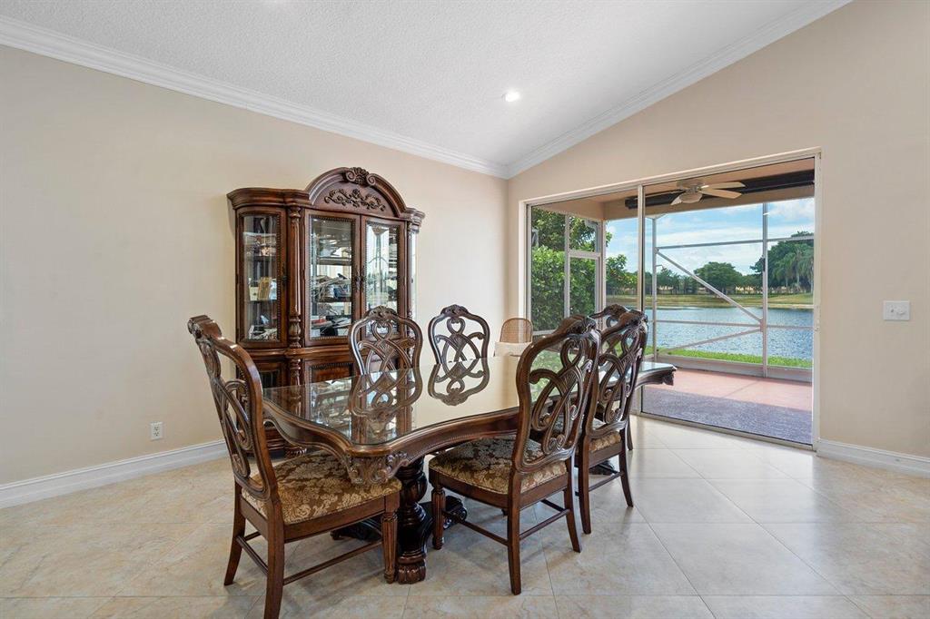 Military Trail to Pipers Glen Blvd - W to Starligh - Residential