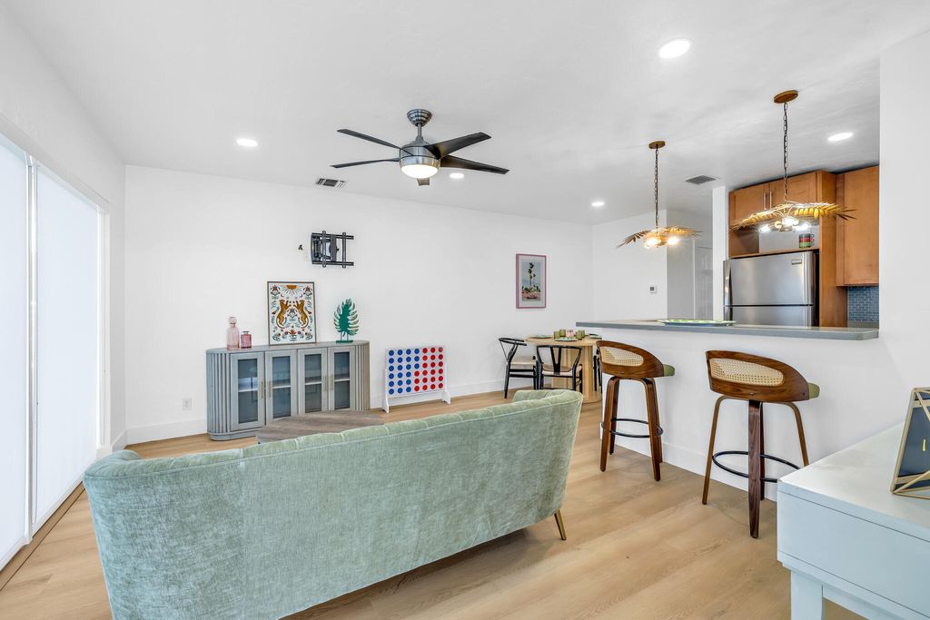 Photo of 2412 NE 4th Street #W, Pompano Beach, FL 33062 (MLS # B26028404)