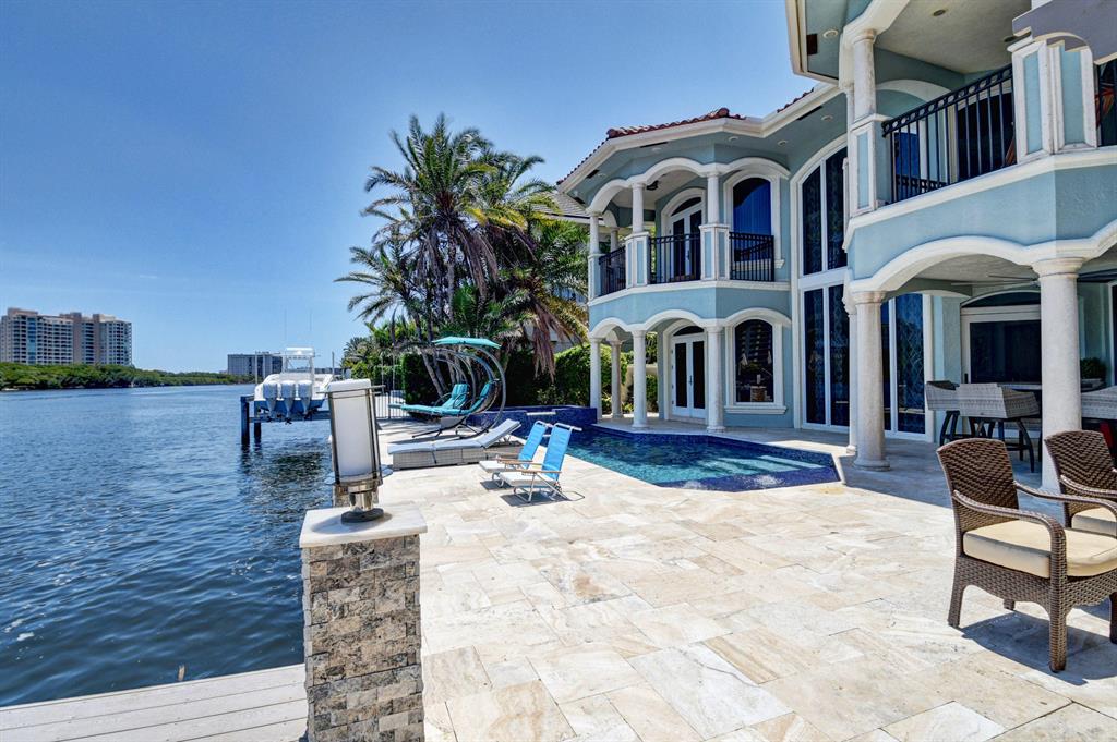 BOCA HARBOUR ISLAND SEC - Residential