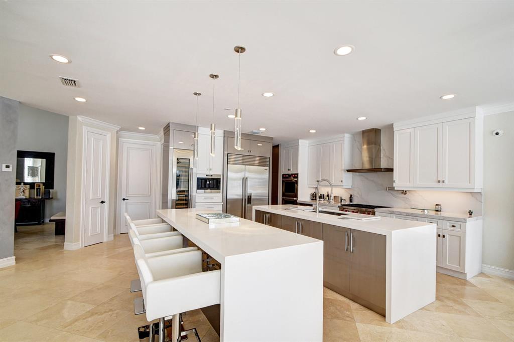 BOCA HARBOUR ISLAND SEC - Residential