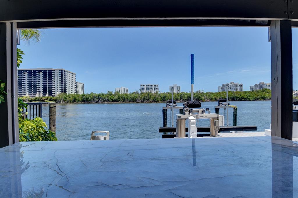 BOCA HARBOUR ISLAND SEC - Residential