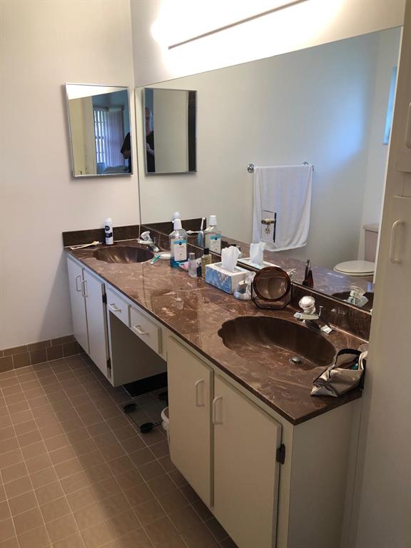 Whisper Walk Parkshore - Residential