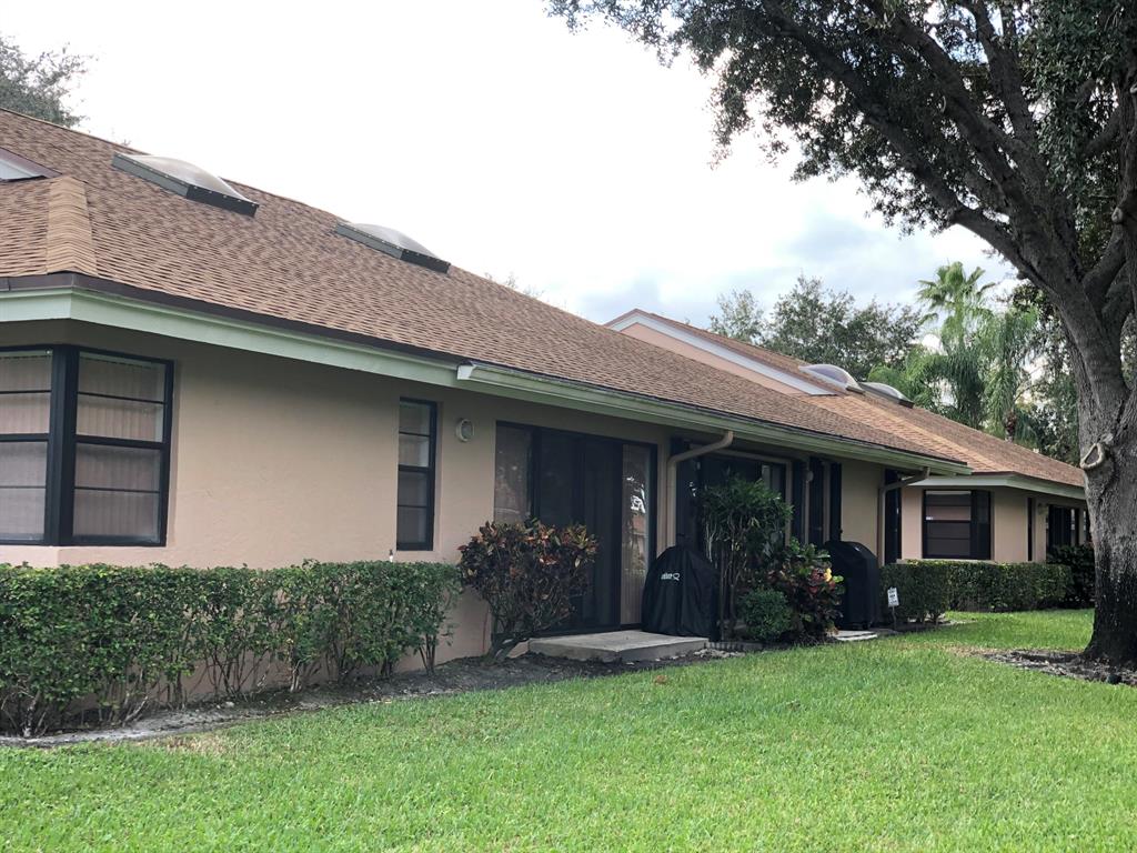 Whisper Walk Parkshore - Residential