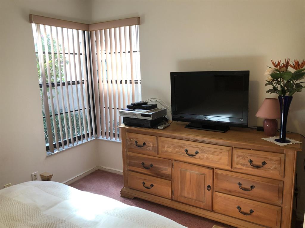 Whisper Walk Parkshore - Residential