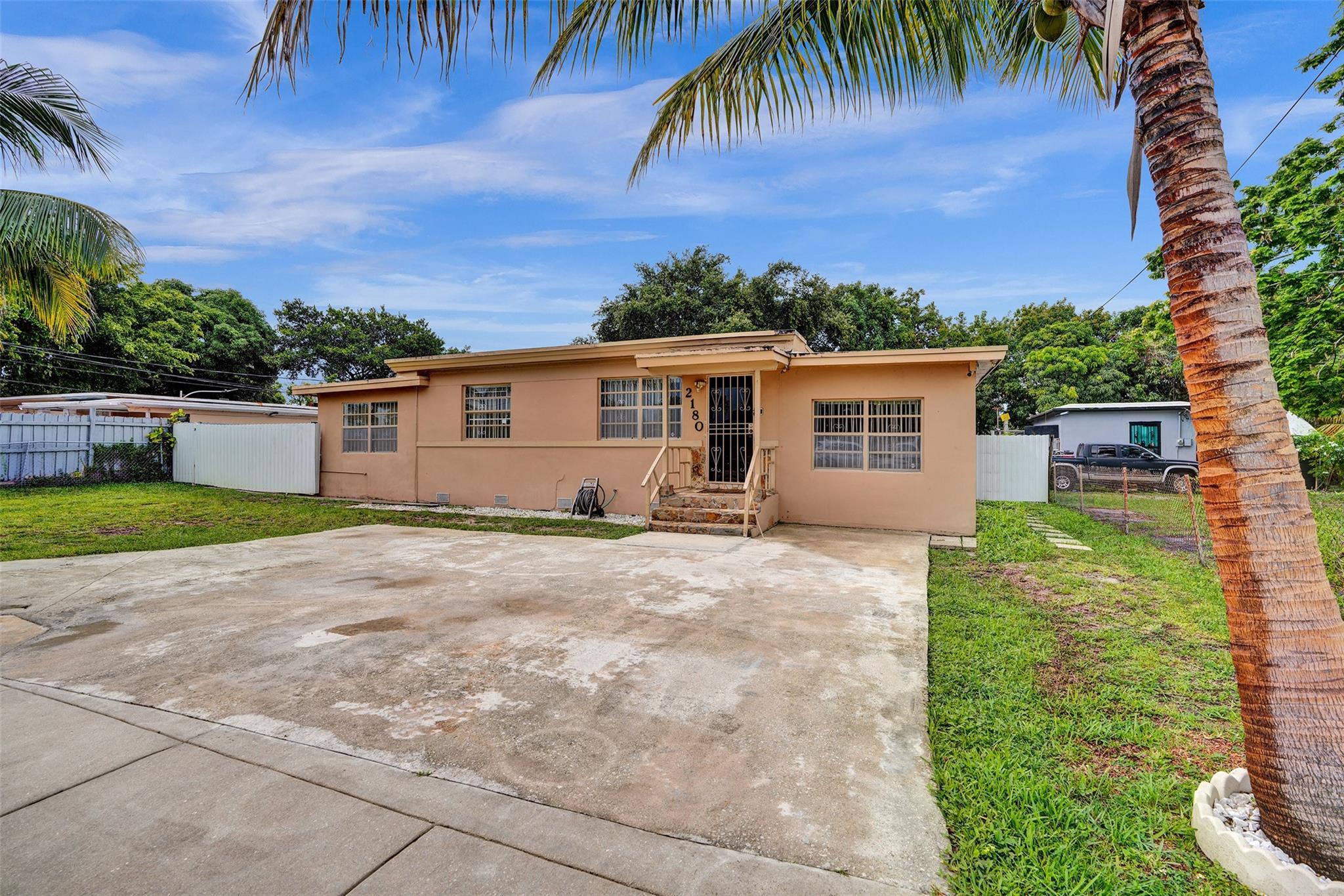 2180 NW 105th Ter