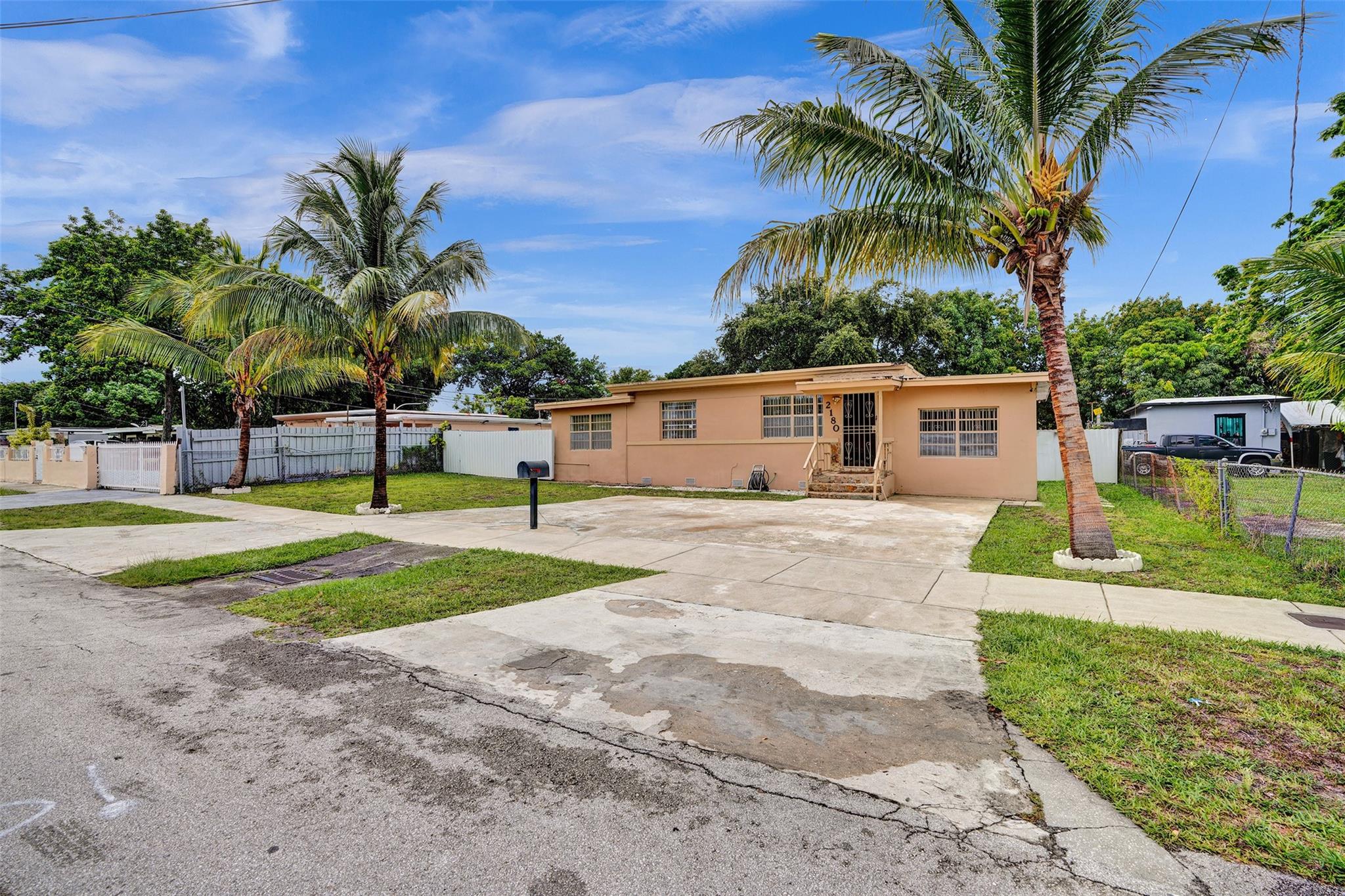 2180 NW 105th Ter