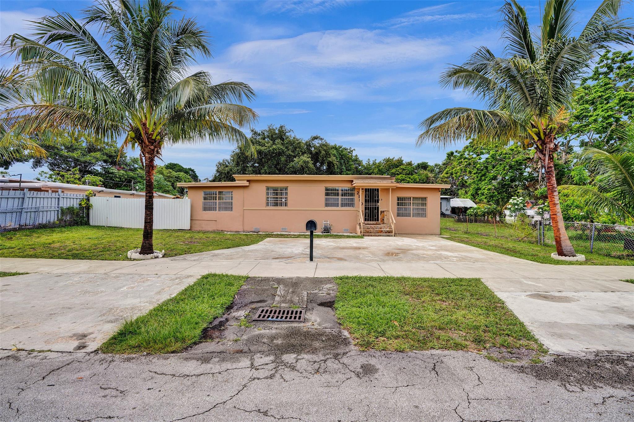 2180 NW 105th Ter