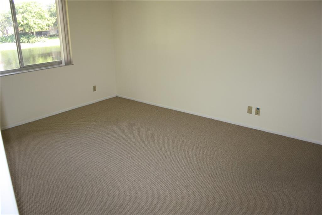 Gardens North #5 Condo - Residential Lease